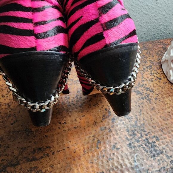 Jessica Simpson Zayrie Genuine Calf Hair Moto Bootie - Picture 10 of 16